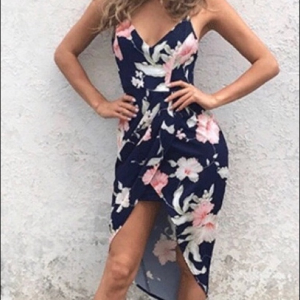 *Re-Posh. Halter top style cocktail dress